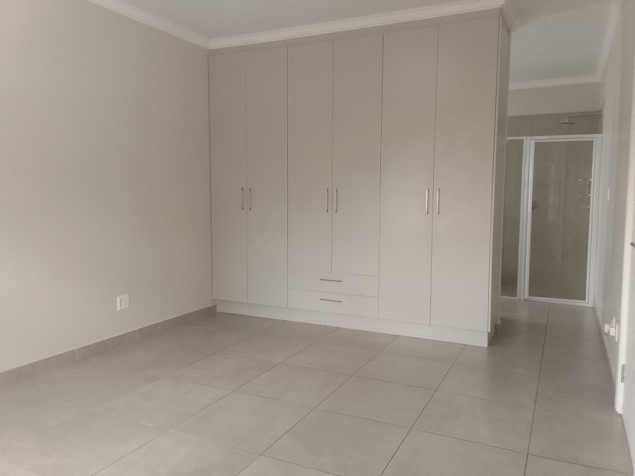 To Let 3 Bedroom Property for Rent in Blue Mountain Village Western Cape